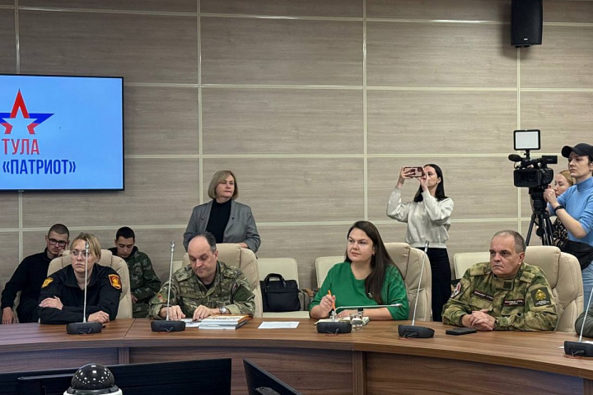 Елена Гребнева приняла участие в подведении итогов работы поисковых отрядов