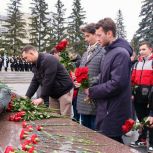 «Имя твоё неизвестно, подвиг твой бессмертен»: в Челябинской области почтили память защитников Отечества
