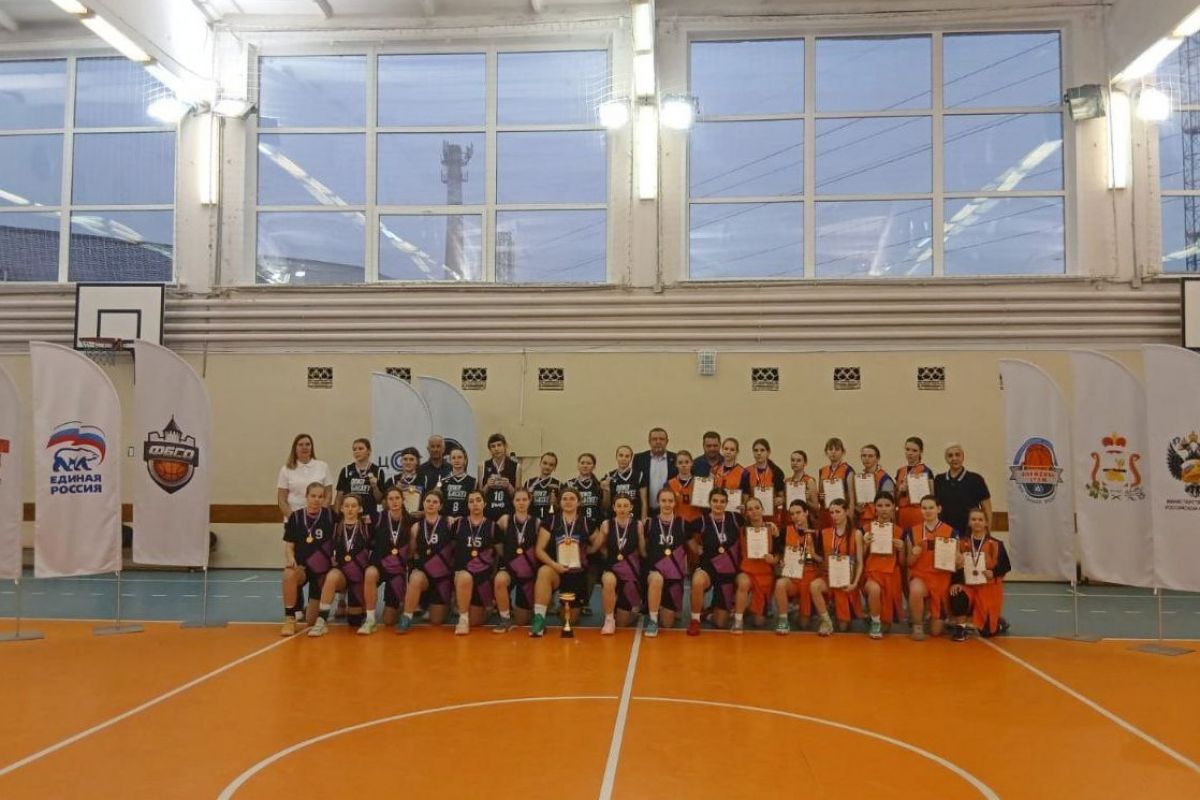 При поддержке «Единой России» в Смоленске состоялось Первенство области по баскетболу