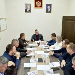 Депутат ЗСК Виктор Тепляков провёл совещание по проблеме парковки в водоохранной зоне