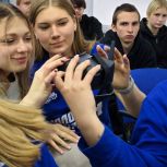 Молодогвардейцы освоили VR-технологии и управление БПЛА в рамках обучения пожарной безопасности