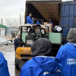 Самарские единороссы направили 20 тонн стройматериалов для восстановления Курской области