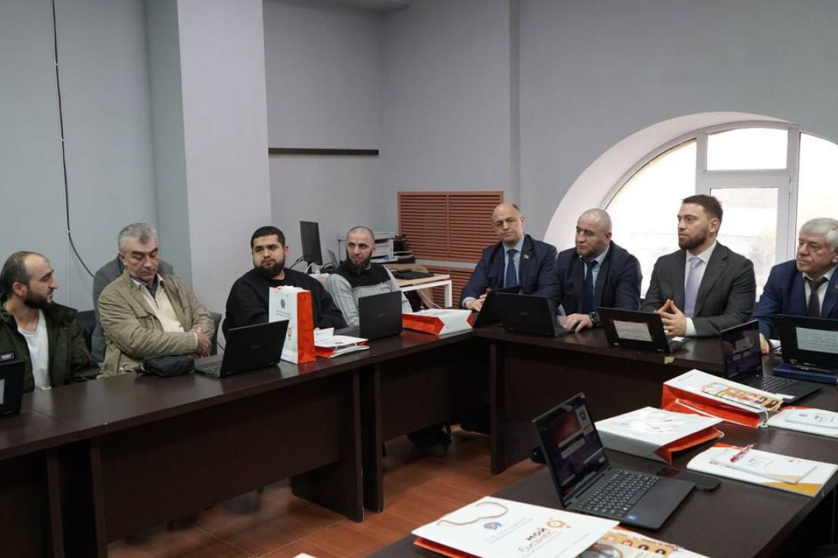 В Дагестанских Огнях стартовало обучение очередного потока участников программы «Единой России» «СВОй бизнес»