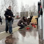 «Урок мужества»: «Единая Россия» познакомила даниловских школьников с подразделениями ОМОН и СОБР Росгвардии