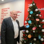Сергей Шелест и Владимир Корбут исполнят новогодние желания пяти юных омичей
