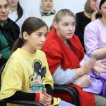 Партийцы «Единой России» навестили воспитанников Шалинского реабилитационного центра