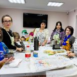 Акции, мастер-классы и адресные поздравления: партийцы отметили День матери в Югре