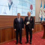 Доктор Юра награждён медалью ордена «За заслуги перед Отечеством»
