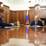 Поддержка участников СВО, подготовка к выборам, волонтёрская миссия: Владимир Якушев доложил Владимиру Путину об исполнении его поручений «Единой Россией»