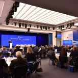 Единоросс Петр Чепурин отмечен благодарностью на форуме партпроекта «Российское село» в Москве