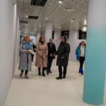 Ирина Соколова посетила обновленные объекты Нового Уренгоя