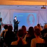 «Женское движение Единой России» открыло женский клуб в Ковдоре Мурманской области