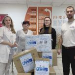 Сторонники «Единой России» привезли «Коробки храбрости» в Забайкальский онкодиспансер