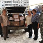 Активисты «Единой России» приняли участие в акции «Новогодний подарок солдату»