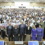 «Женское движение Единой России» организовало в Свердловской области женскую политшколу