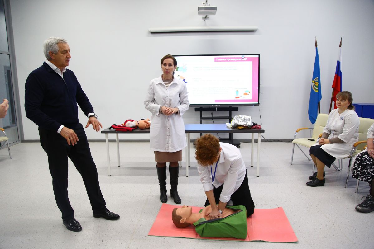 Студенты Астраханского политехнического колледжа прокачали навыки оказания первой помощи