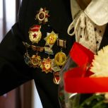 «Единая Россия» дала старт традиционной акции «С новым годом, ветеран!»