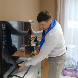 Депутат Добровского округа исполнил мечту двух братьев, подарив им телевизор