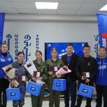 В Калмыкии «Молодая Гвардия Единой России» учредила и вручила общественные медали «Юный герой»
