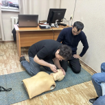 В Элисте «Единая Россия» организовала для студентов-медиков расширенное обучение оказанию первой помощи