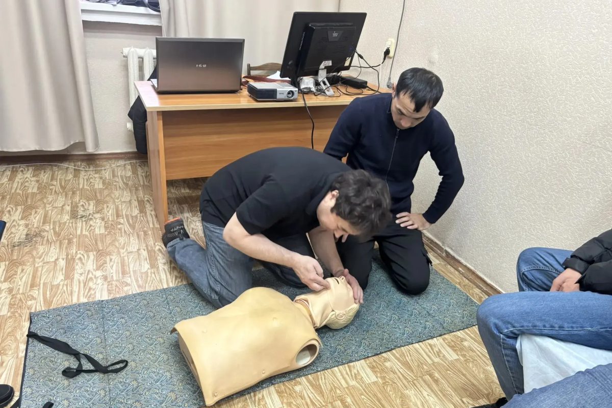 В Элисте «Единая Россия» организовала для студентов-медиков расширенное обучение оказанию первой помощи