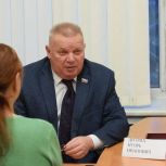 Порядок получения медицинских услуг в госпитале ветеранов войн разъяснил Игорь Дитрих