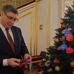 Александр Авдеев стал немножко Дедом Морозом