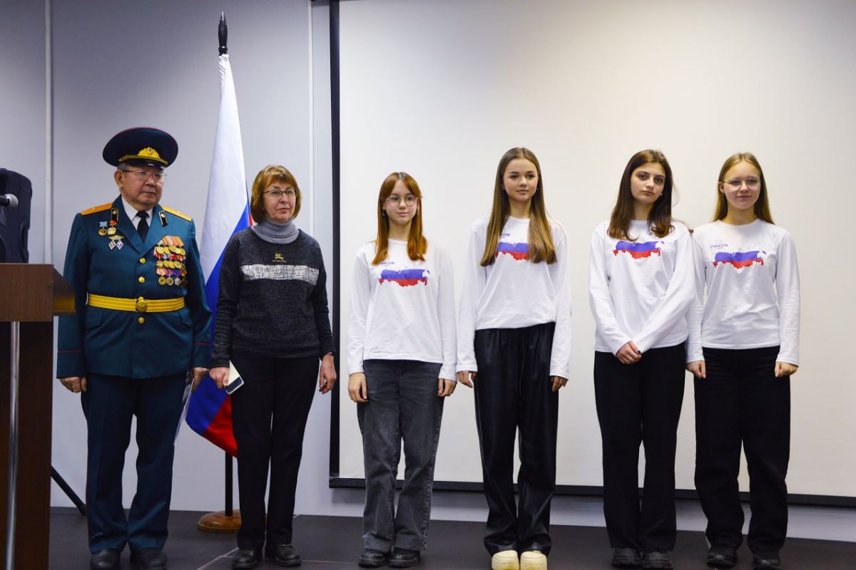 «Единая Россия» вспоминает великие имена России
