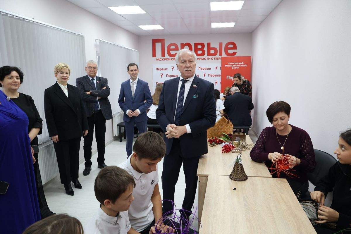 В Труновском округе торжественно открыли Дом культуры