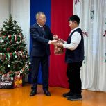 Депутаты «Единой России» исполнили желания детей Могойтуйского района