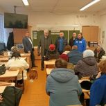 Активисты «Молодой Гвардии Единой России» помогают пострадавшим в Чувашии в результате атаки БПЛА