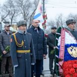 Оренбуржцы возложили цветы в память о неизвестном солдате