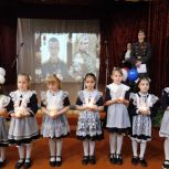 «Единая Россия» открыла Парты Героя в честь погибших участников спецоперации в Ставропольском крае и Мордовии