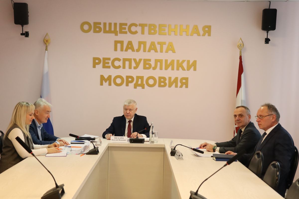 Депутат Василий Пискарёв и Общественная палата Мордовии проведут конкурс по выбору имени для аэропорта Мордовии