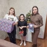 Анастасия Дементьева присоединилась к благотворительной акции «Елка желаний»