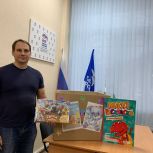 Депутаты продолжают принимать участие в  благотворительной акции «Коробка храбрости»
