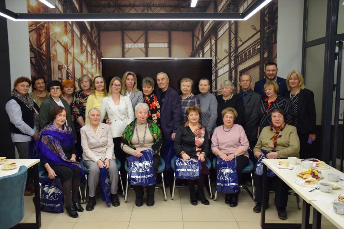 В Пскове чествовали серебряных добровольцев