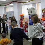 В Уйском провели новогодний утренник для детей участников СВО