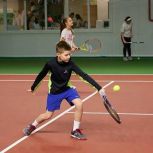 В Магадане при поддержке «Единой России» состоялись чемпионат и первенство области по теннису