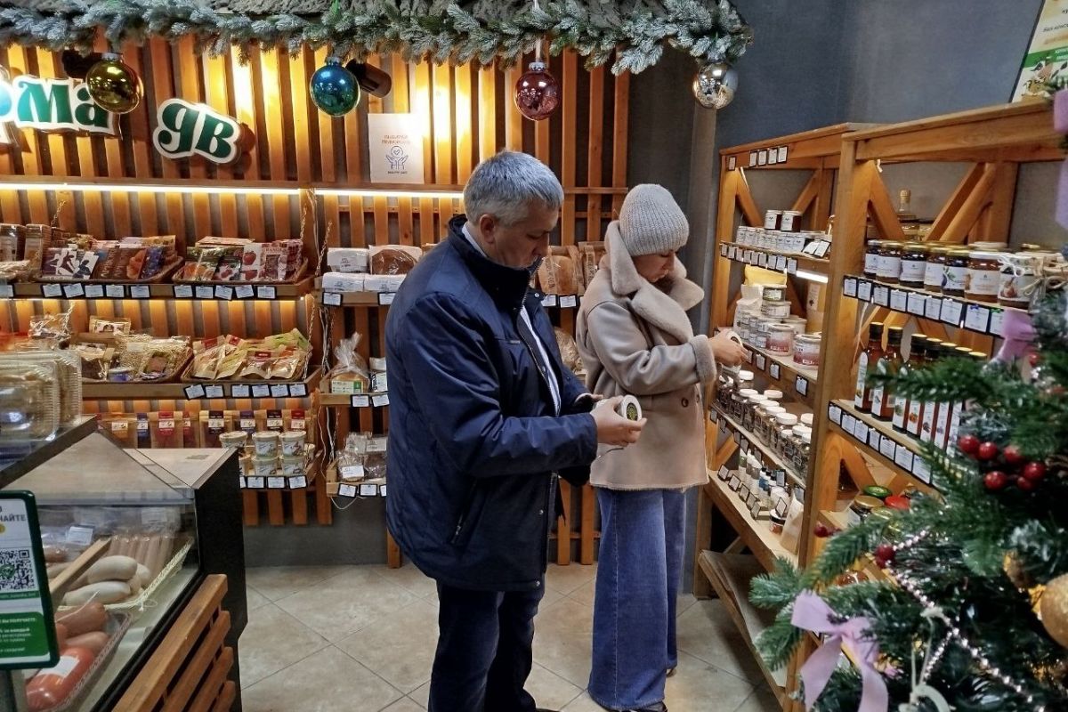 При поддержке партпроекта «Выбирай своё» во Владивостоке открылся новый фермерский рынок