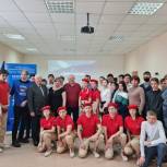 «Единая Россия» провела дискуссию со школьниками п. Верхнекалиновского