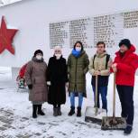 Единороссы организовали патронатную акцию в поселении Мосрентген