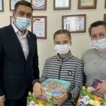 Девочка из Аскинского района получила подарок в рамках акции «Елка желаний»