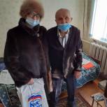 Единороссы поздравили ветеранов Кавказского района