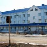 Борис Гладких помог установить новые лифты в поселковой поликлинике Хабаровского края