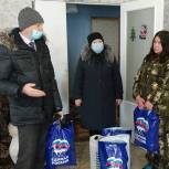 Ивановские единороссы оказали помощь семье погорельцев