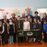 «Парты Героя» установлены в школах сел Алтай и Новороссийское