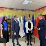 Депутаты-единороссы Динского района организовали для ребенка-инвалида поездку в Крым