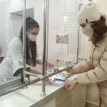 Волонтеры «Единой России» помогают врачам и пациентам