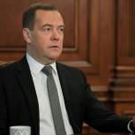 Дмитрий Медведев: «Единая Россия» имеет все шансы сохранить большинство в Госдуме после выборов
